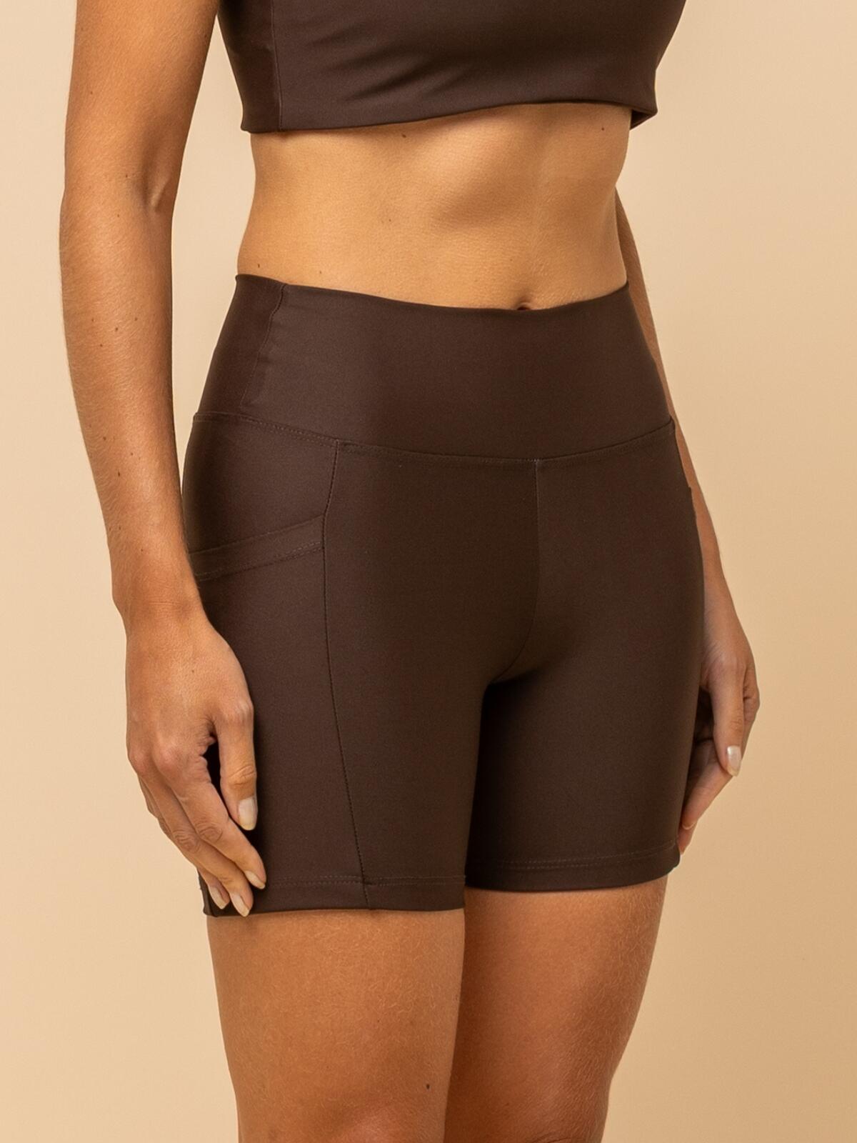 High-Waist Brown Shorts – Compression & Pocket