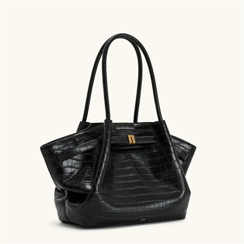 Elegant Quilted Crossbody Bag