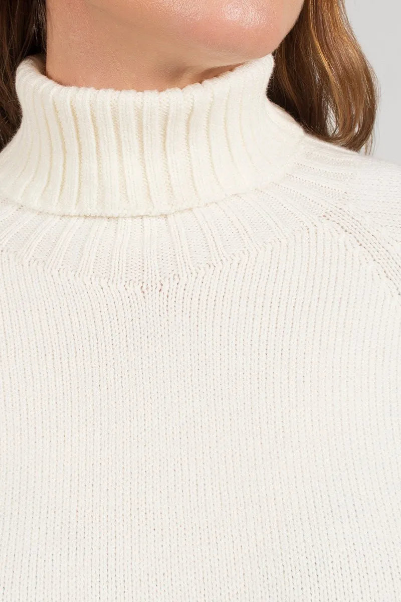 Women’s Natural 3D Viscose Turtleneck Blouse