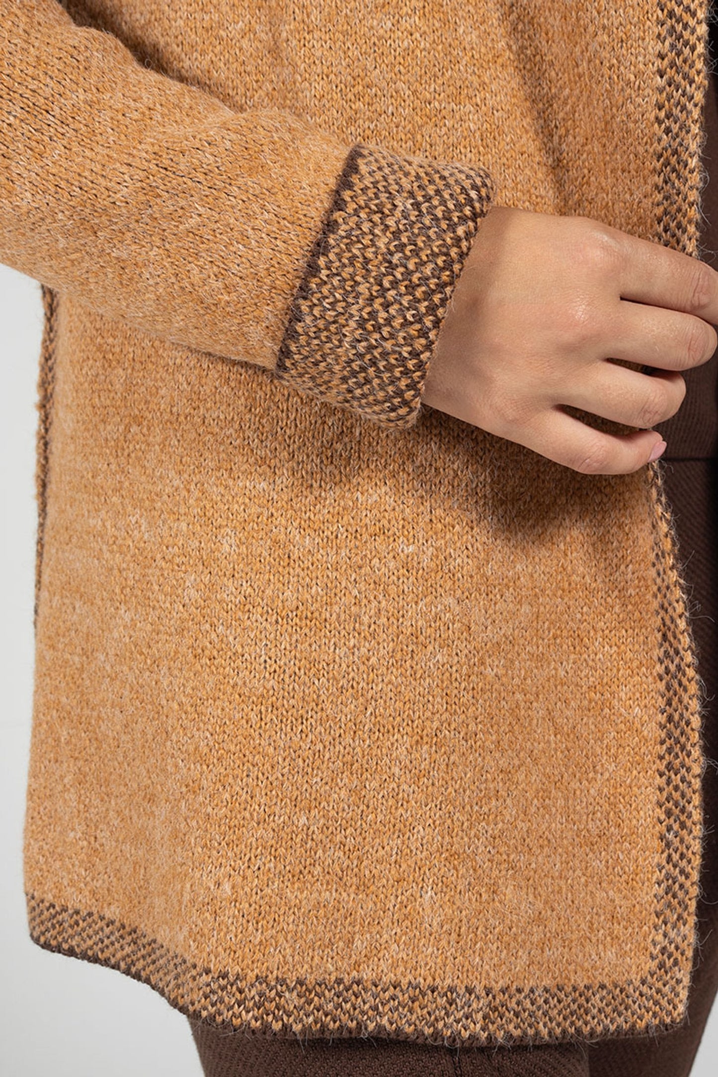 Women’s Reversible Knit Coat Brown – Elegant and Comfortable