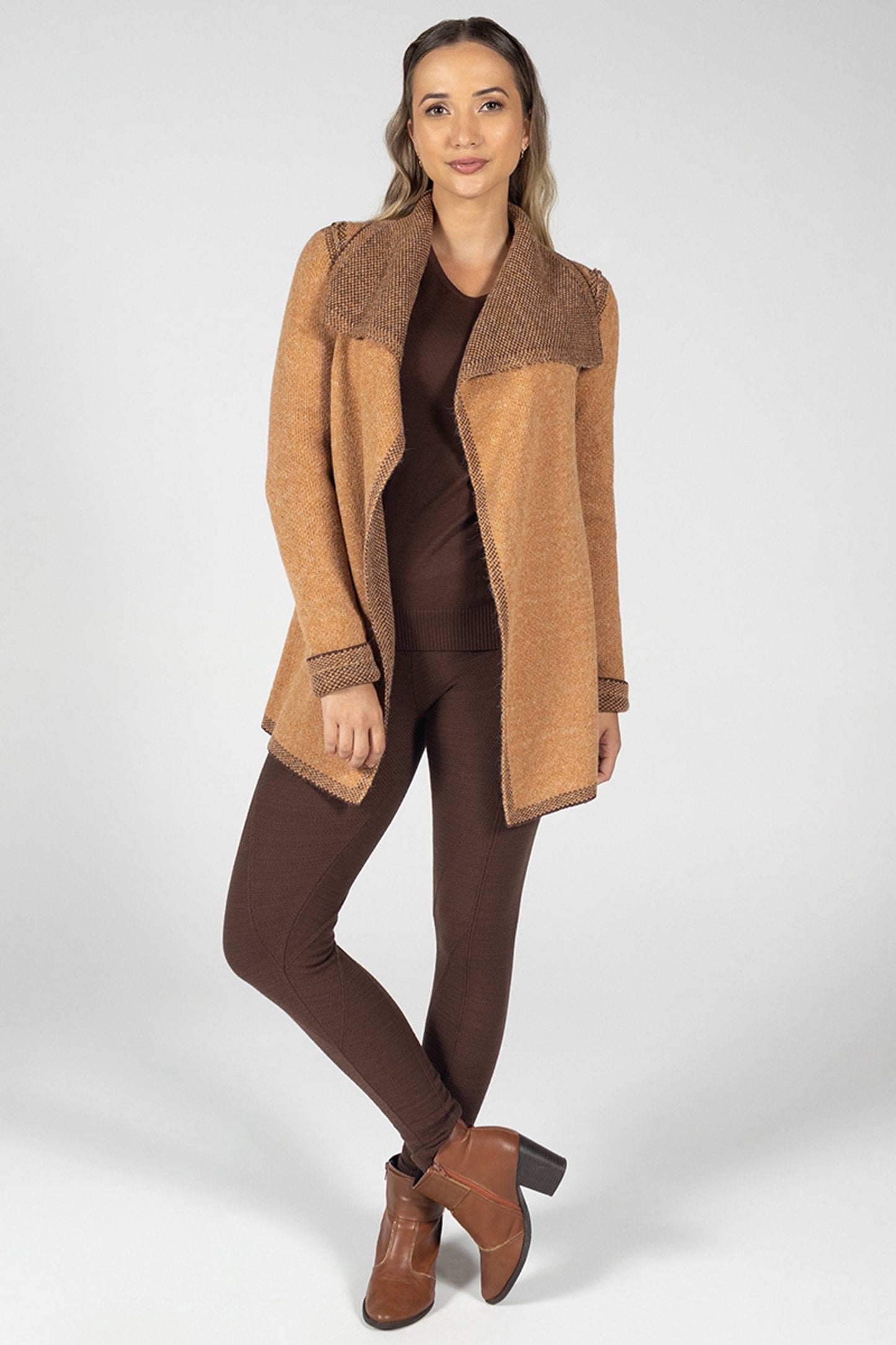Women’s Reversible Knit Coat Brown – Elegant and Comfortable