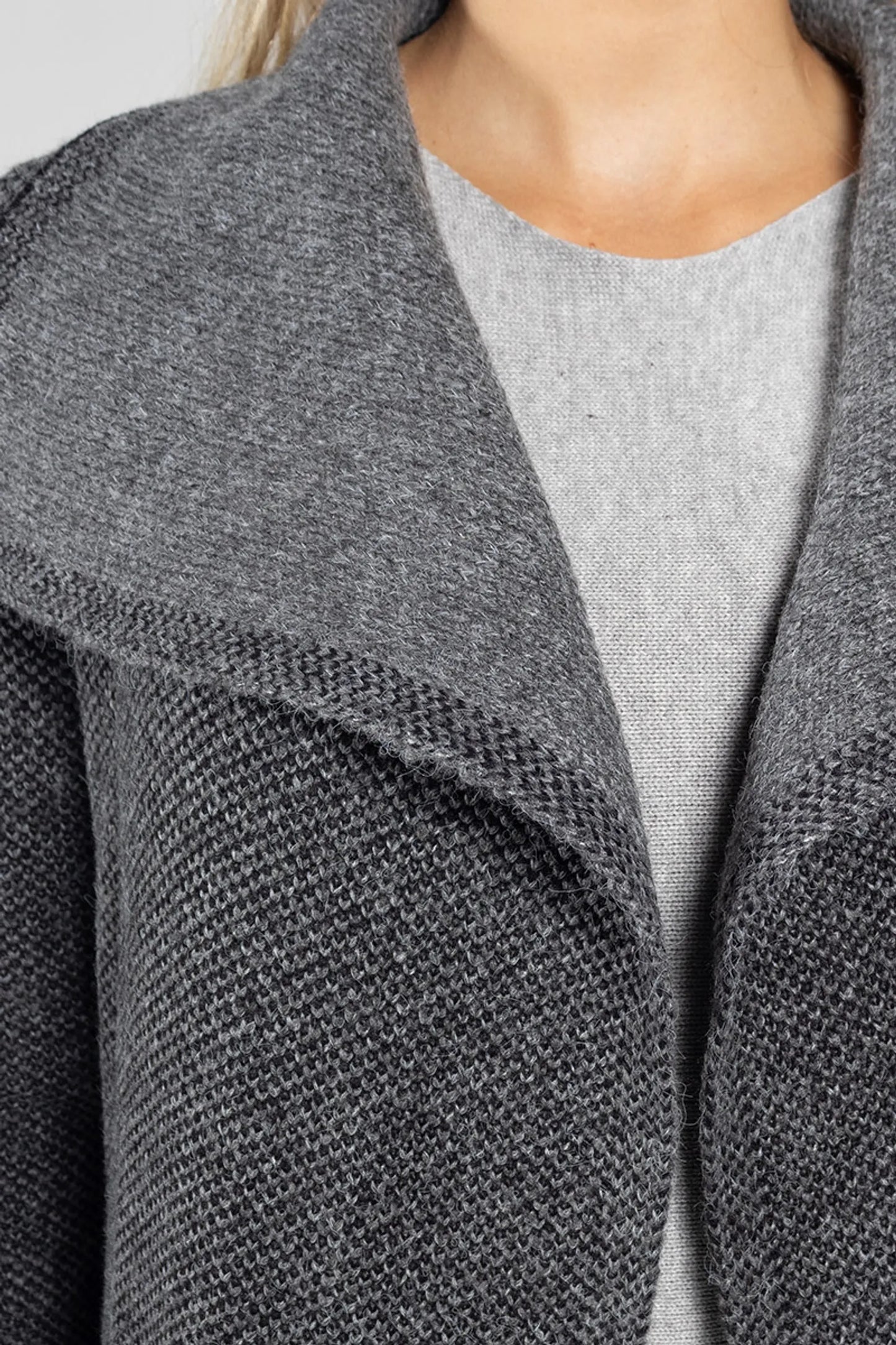 Women’s Reversible Knit Coat Dark Grey – Elegant and Comfortable