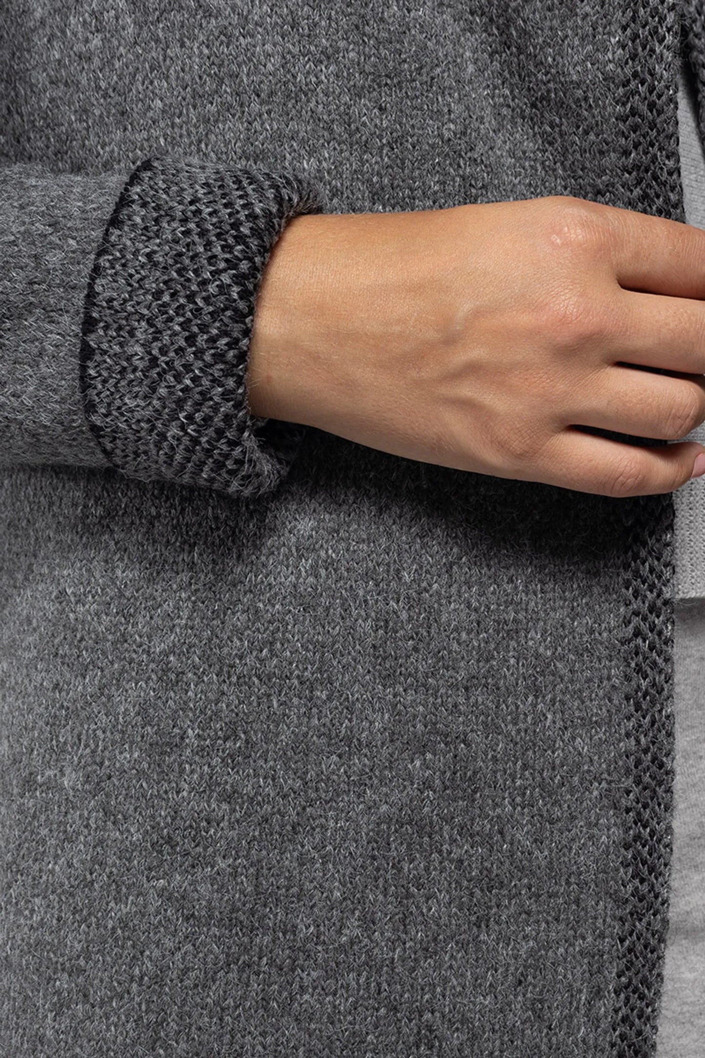 Women’s Reversible Knit Coat Dark Grey – Elegant and Comfortable