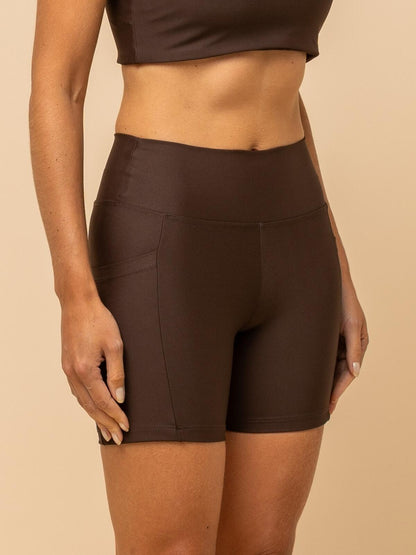 High-Waist Brown Shorts – Compression & Pocket