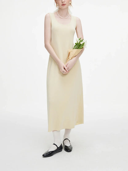 Elegant Sleeveless Midi Dress
