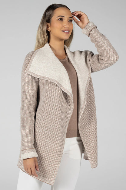 Women’s Reversible Knit Coat Beige – Elegant and Comfortable