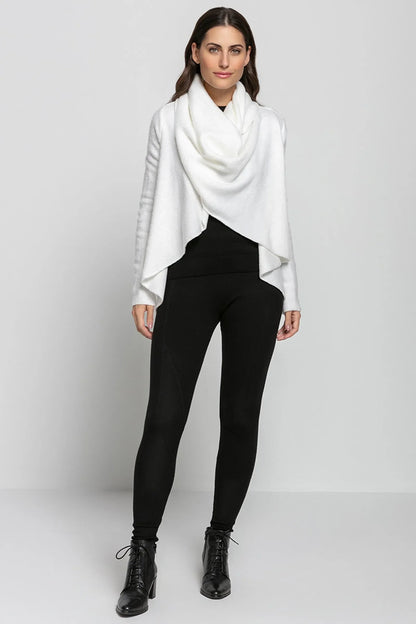 Women’s White Knit Coat with Twisted Collar – Elegant and Comfortable