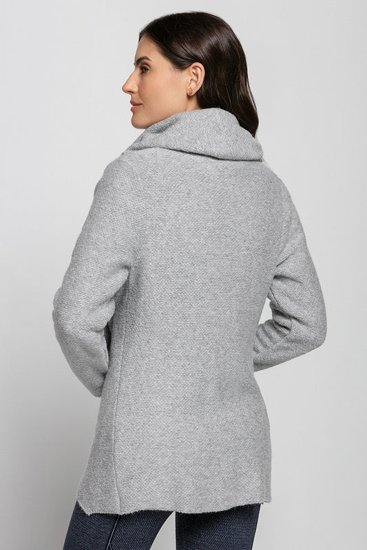 Women’s Grey Knit Coat with Twisted Collar – Elegant and Comfortable