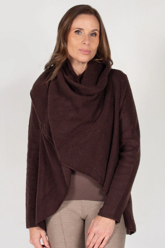 Women’s Brown Knit Coat with Twisted Collar – Elegant and Comfortable