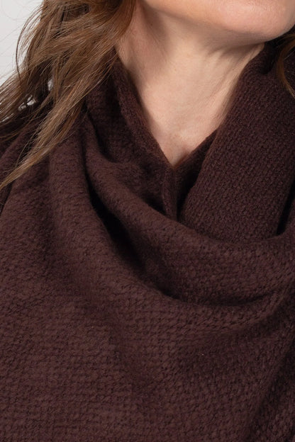 Women’s Brown Knit Coat with Twisted Collar – Elegant and Comfortable