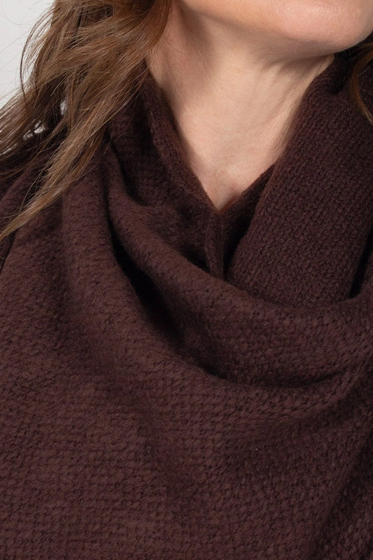 Women’s Brown Knit Coat with Twisted Collar – Elegant and Comfortable